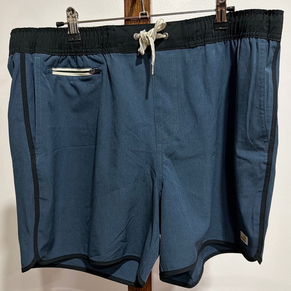 Vuori Mens Kore Shorts Charcoal Blue Black Active Performance XL Minimalist Gym